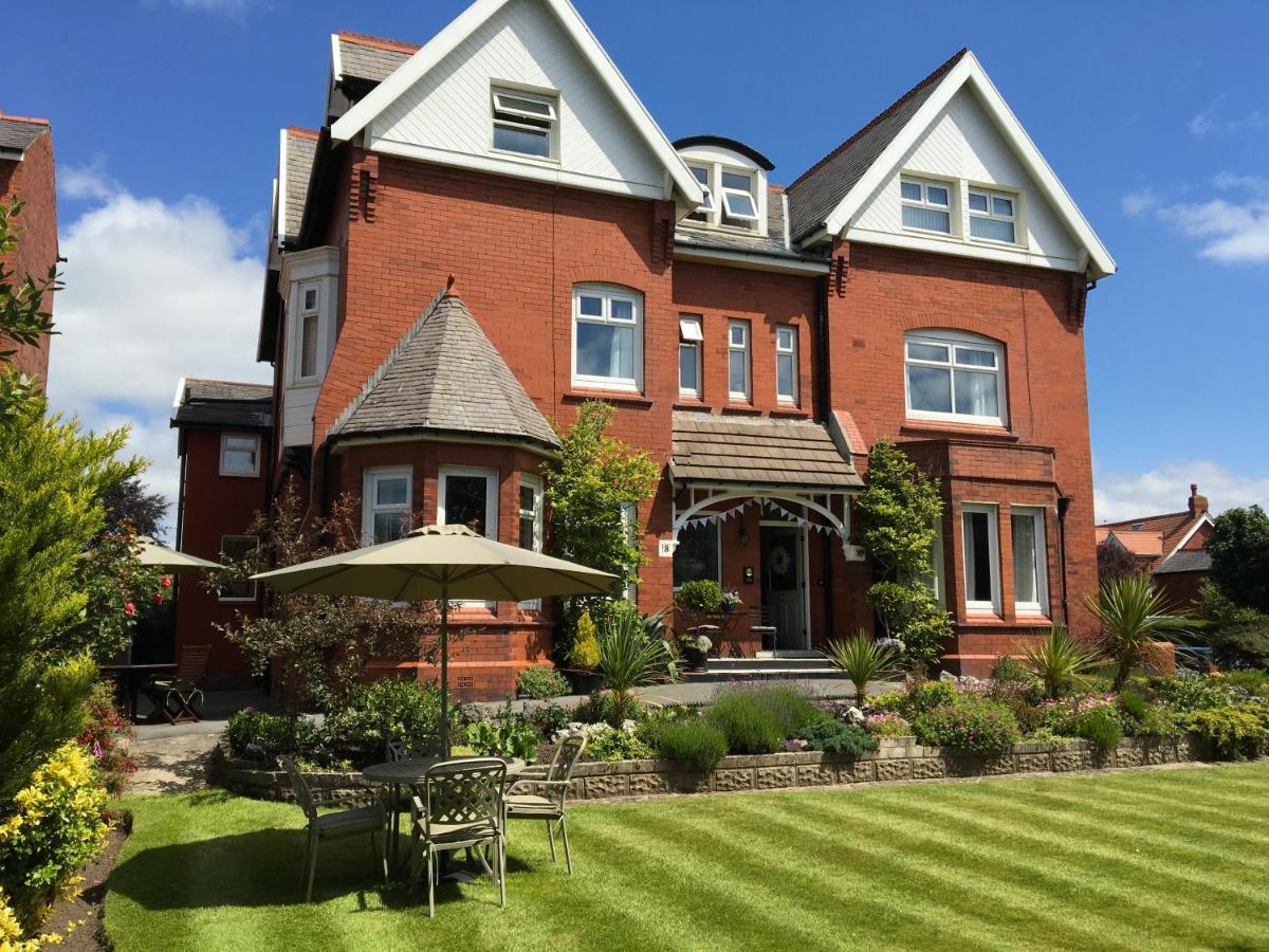 Apartmán Mode - The Old School House Lytham St Annes Exteriér fotografie